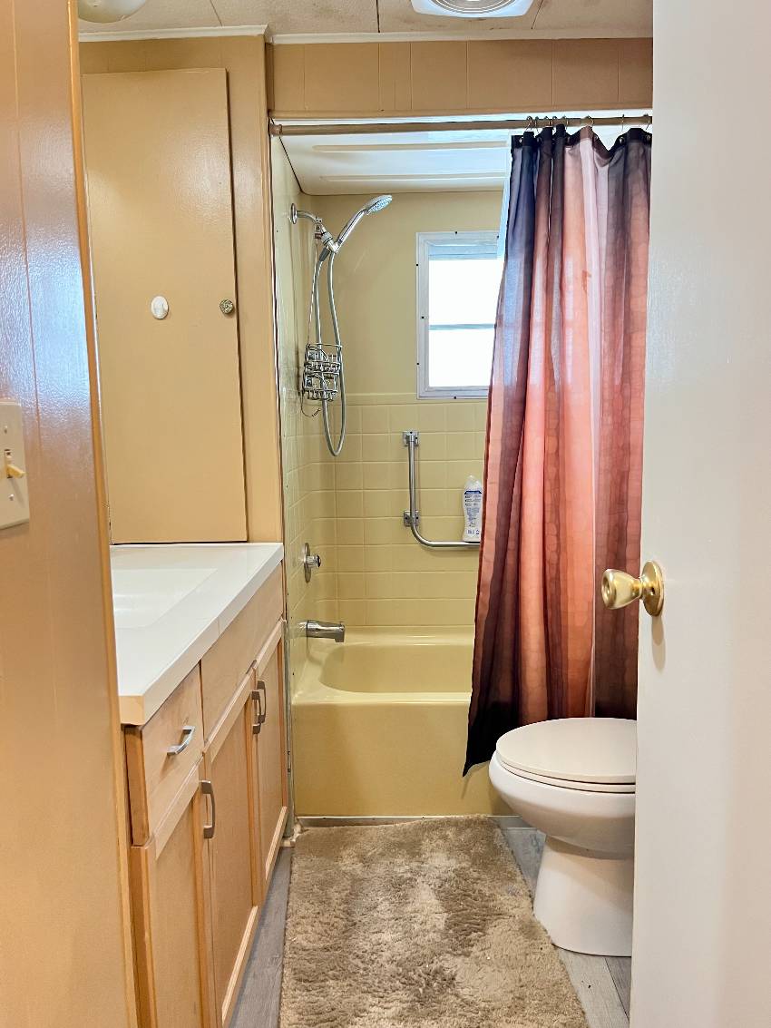 914 Eleuthera a Venice, FL Mobile or Manufactured Home for Sale